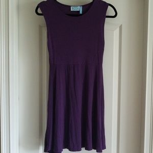 Purple sleeveless dress